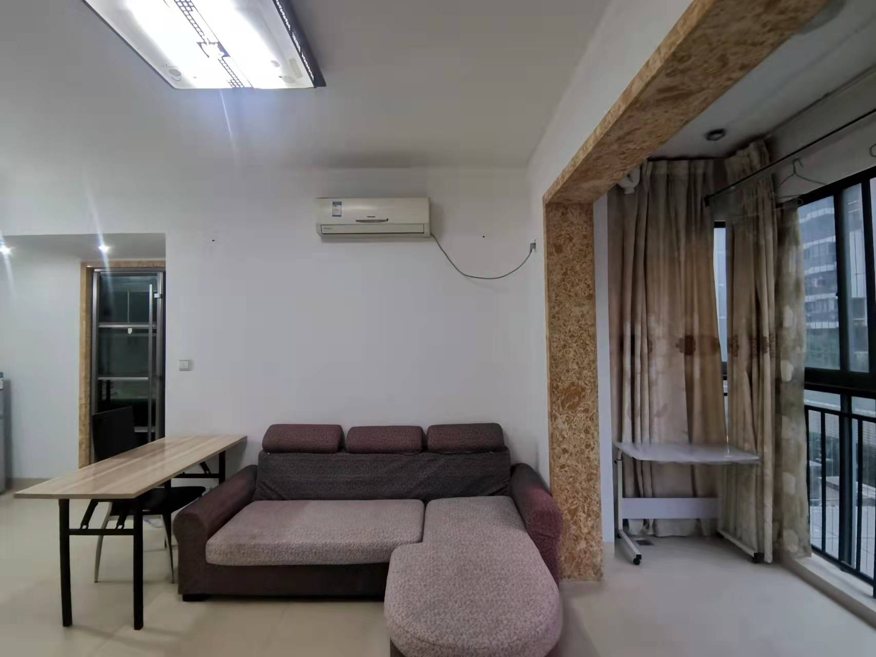 愉景湾东域  2室2厅1卫    1400.0元/月 愉景湾东域  2室2厅1卫    1400.0元/月室内图