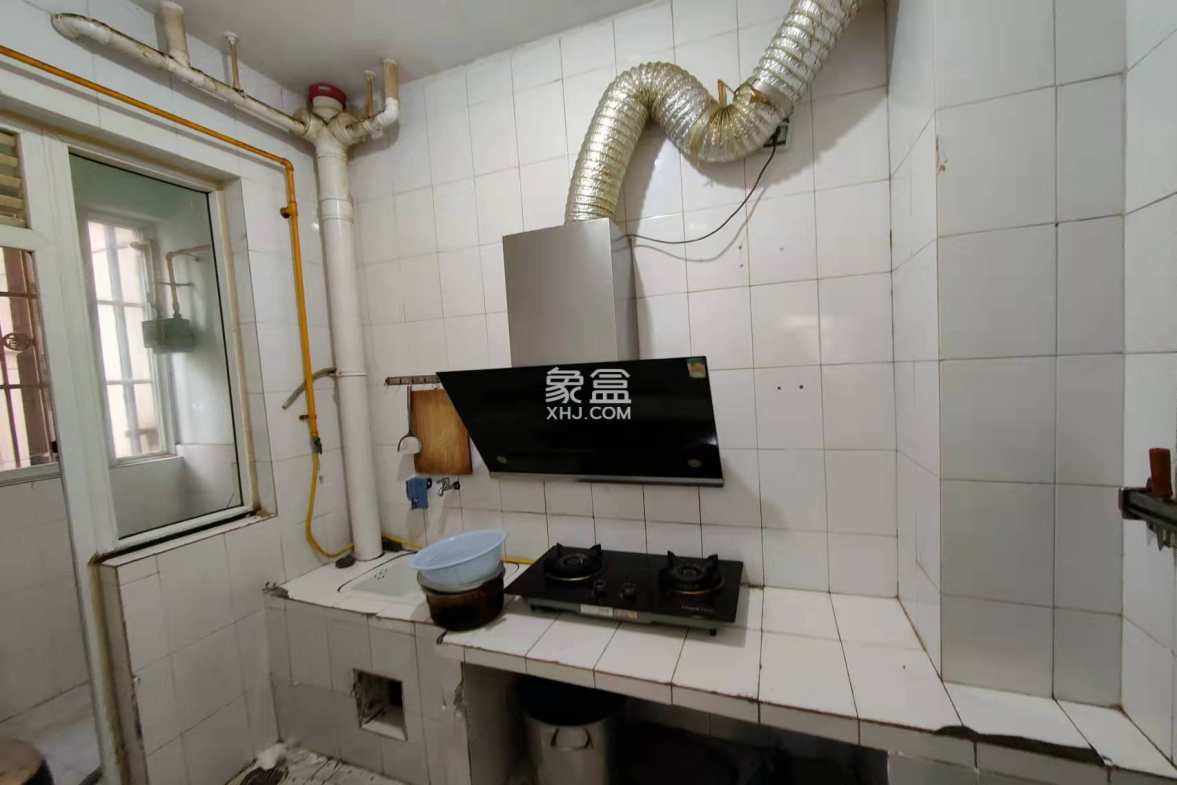 南湖锦苑 2室1厅1卫 1666.0元/月 南湖锦苑 2室1厅1卫 1666.0元/月室内图