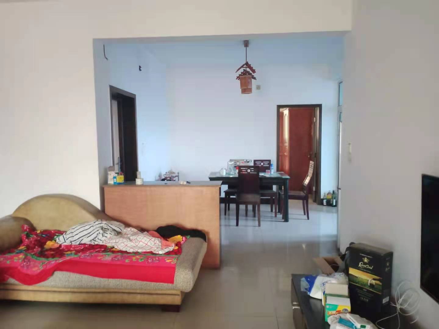 东方工具厂 3室2厅2卫 42.8万 东方工具厂 3室2厅2卫 42.8万客厅