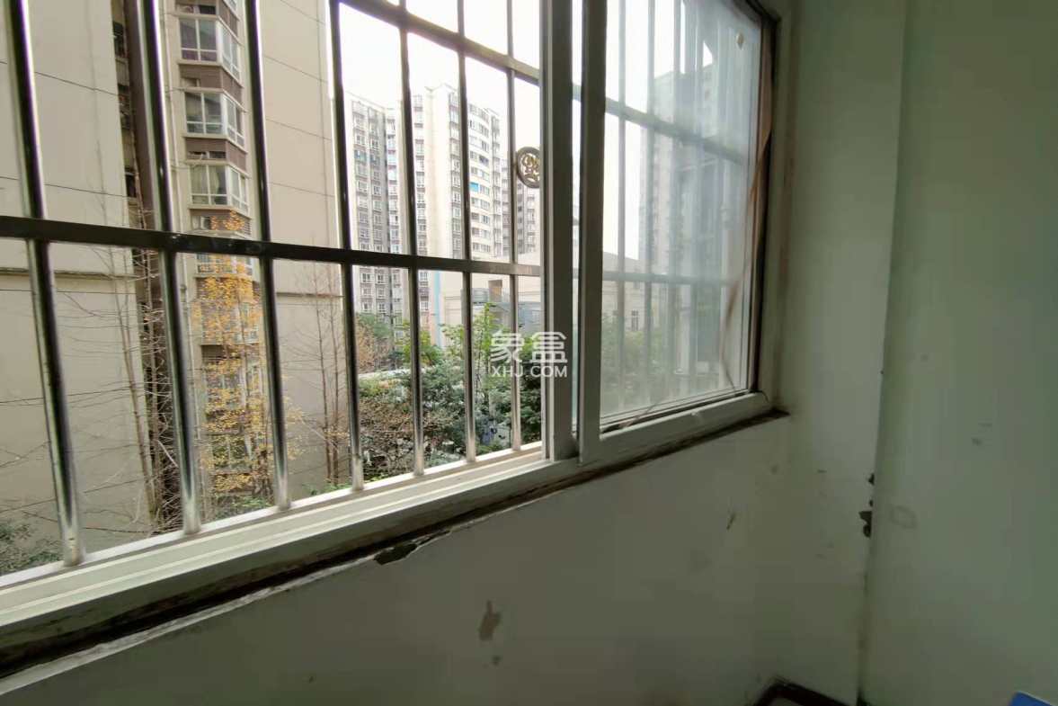 南湖锦苑 2室1厅1卫 1666.0元/月 南湖锦苑 2室1厅1卫 1666.0元/月室内图