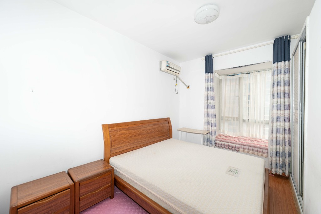 二手房好房推荐:欧洲城地处省府核心位置,双地铁口物业,户型选择多样 二手房好房推荐:欧洲城地处省府核心位置,双地铁口物业,户型选择多样