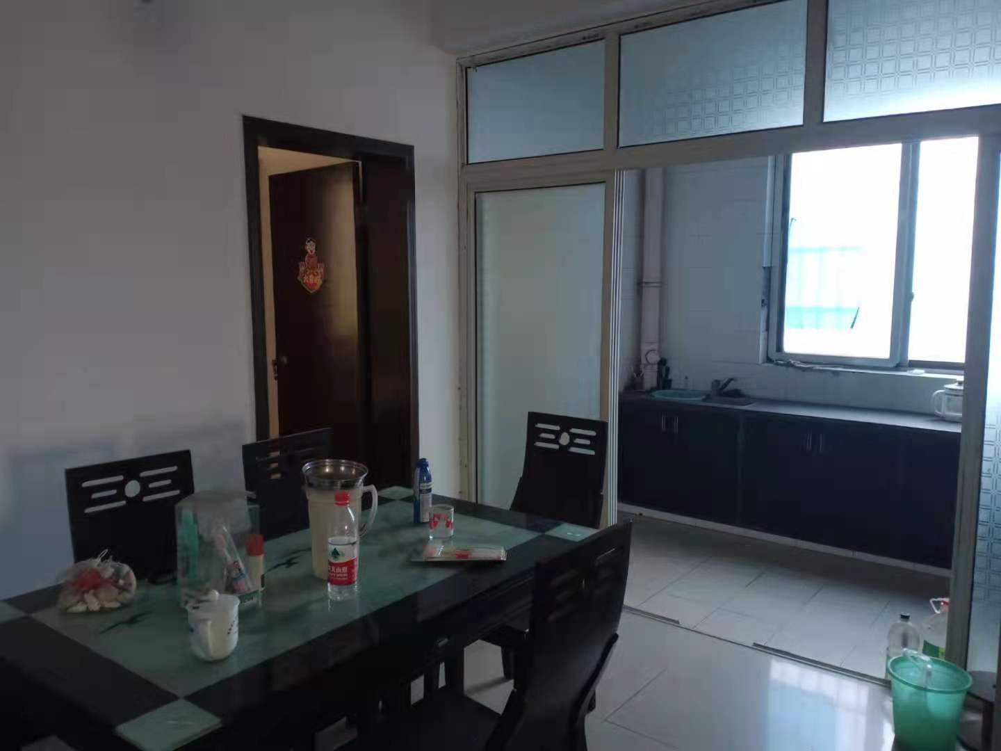 东方工具厂 3室2厅2卫 42.8万 东方工具厂 3室2厅2卫 42.8万客厅