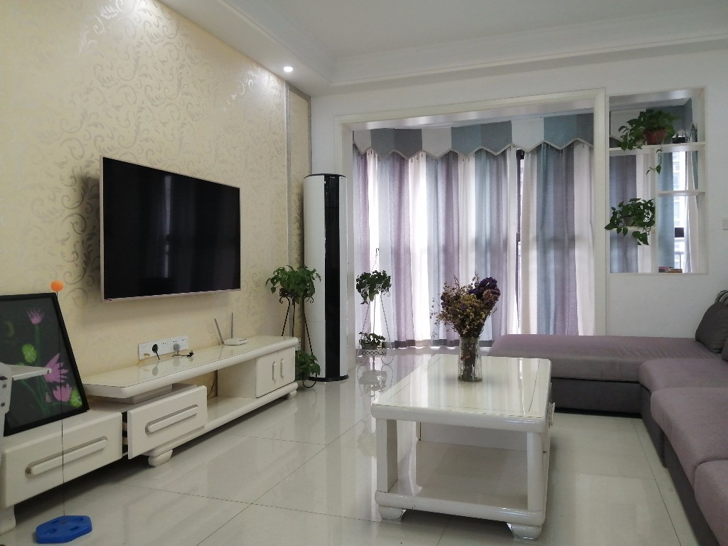 碧桂园(住宅) 3室2厅1卫 1800.0元/月 碧桂园(住宅) 3室2厅1卫 1800.0元/月室内图