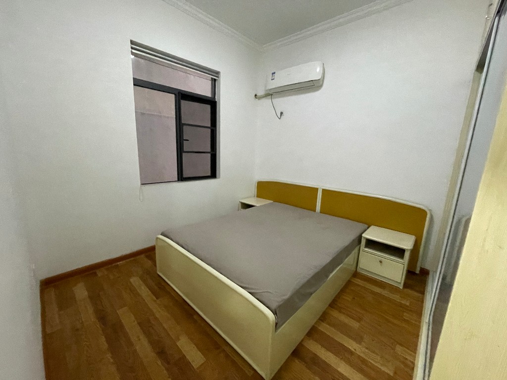 流金岁月-华晨国际 2室2厅1卫 62.0万 流金岁月-华晨国际 2室2厅1卫 62.0万客厅