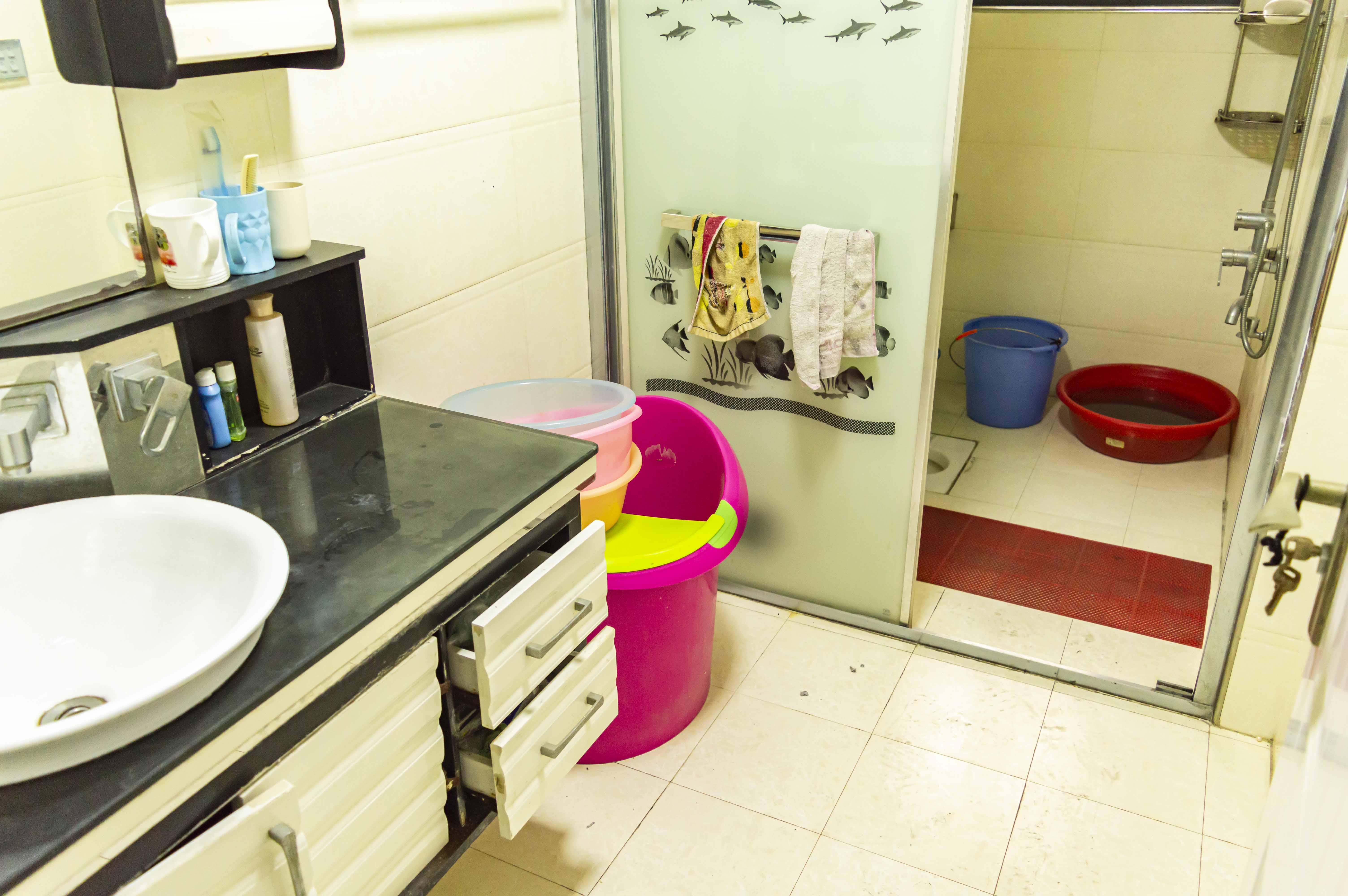 旺佳华府  3室2厅2卫   94.80万客厅