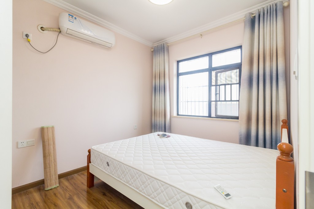 中国铁建国际城二期 3室2厅1卫 72.0万 中国铁建国际城二期 3室2厅1卫 72.0万卧室