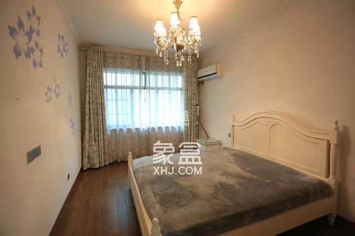 芙蓉小区新华东路123号 3室2厅2卫 65.0万 芙蓉小区新华东路123号 3室2厅2卫 65.0万客厅