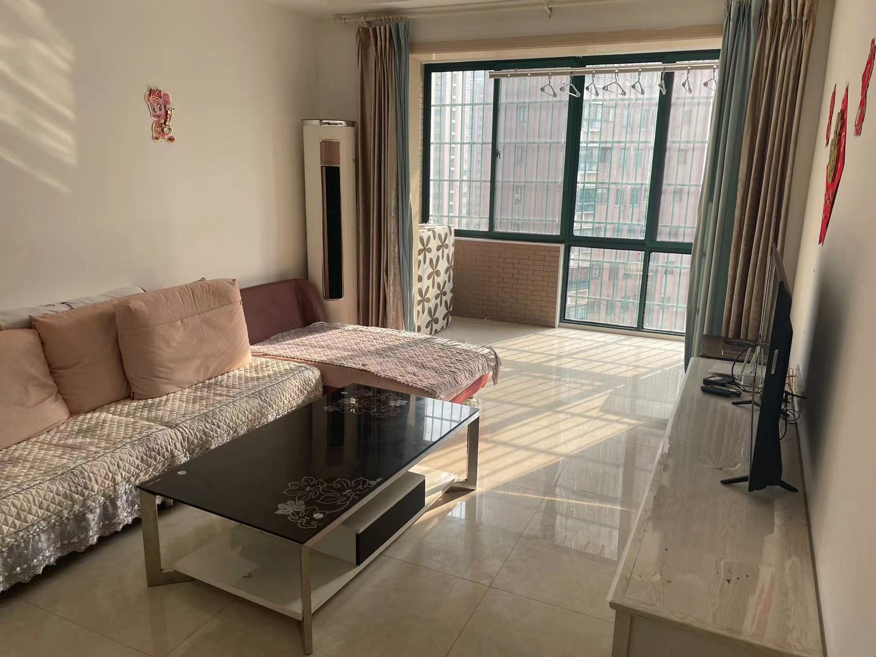 冠都现代城(冠都幸福彼岸) 2室2厅1卫 1650.0元/月 冠都现代城(冠都幸福彼岸) 2室2厅1卫 1650.0元/月室内图