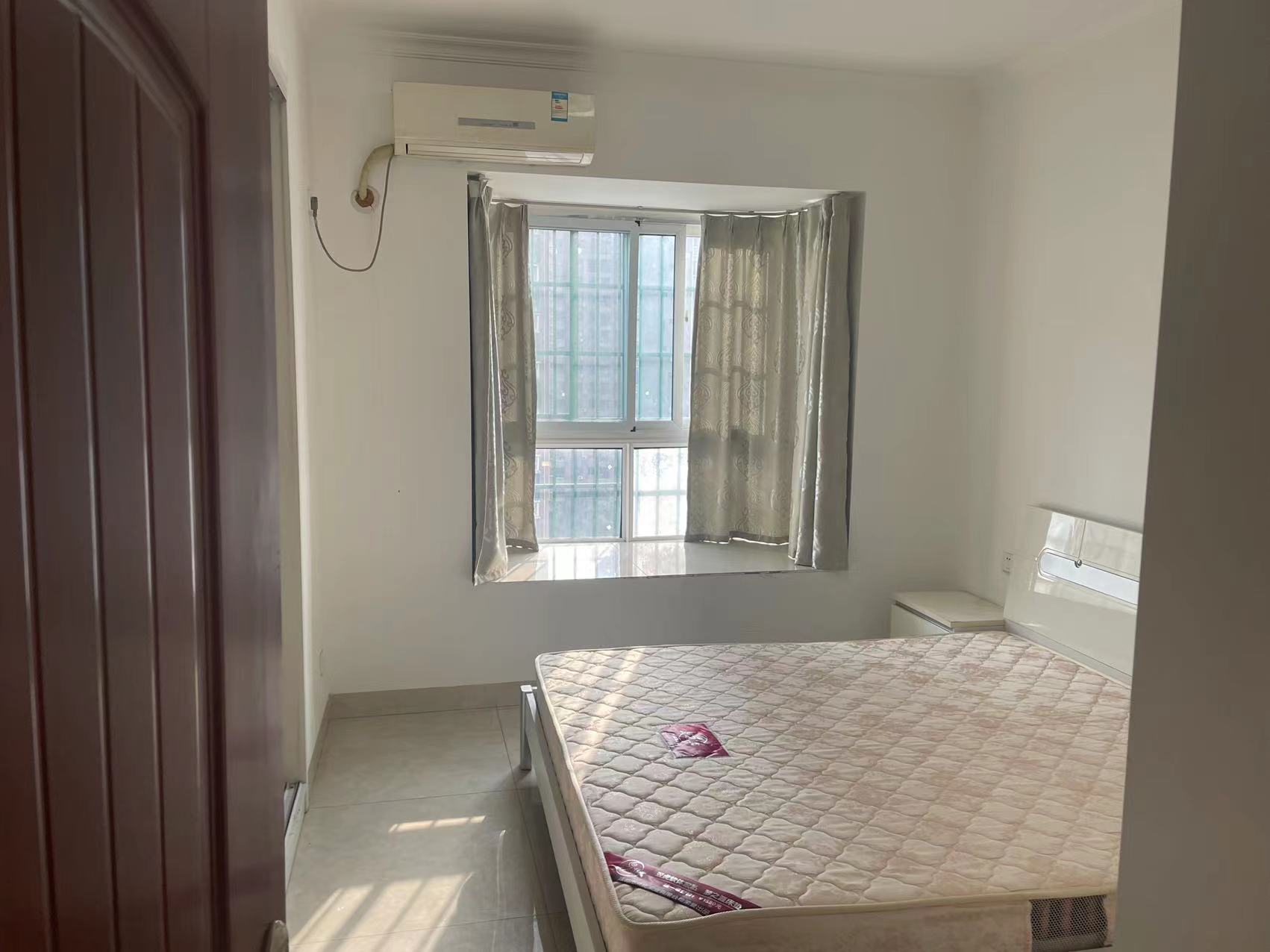 冠都现代城(冠都幸福彼岸) 2室2厅1卫 1650.0元/月 冠都现代城(冠都幸福彼岸) 2室2厅1卫 1650.0元/月室内图