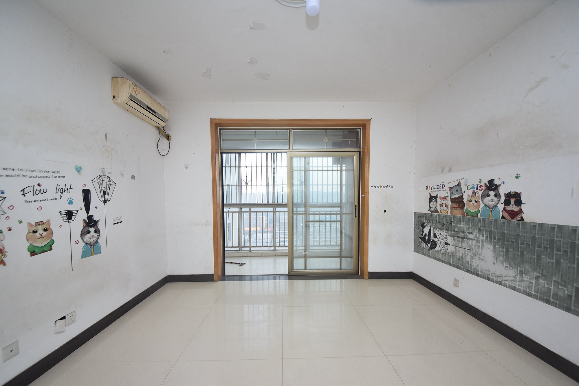 高桥现代商贸城  4室3厅2卫    118.88万其他