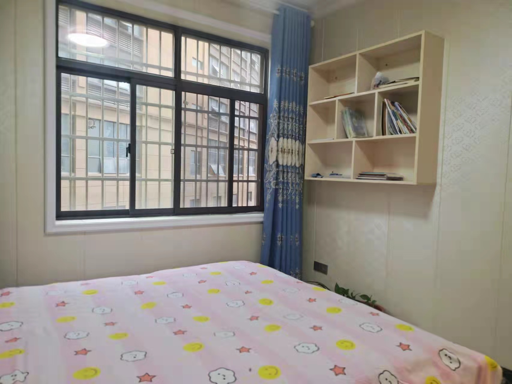 金水阳光 3室2厅2卫 93.0万 金水阳光 3室2厅2卫 93.0万卧室