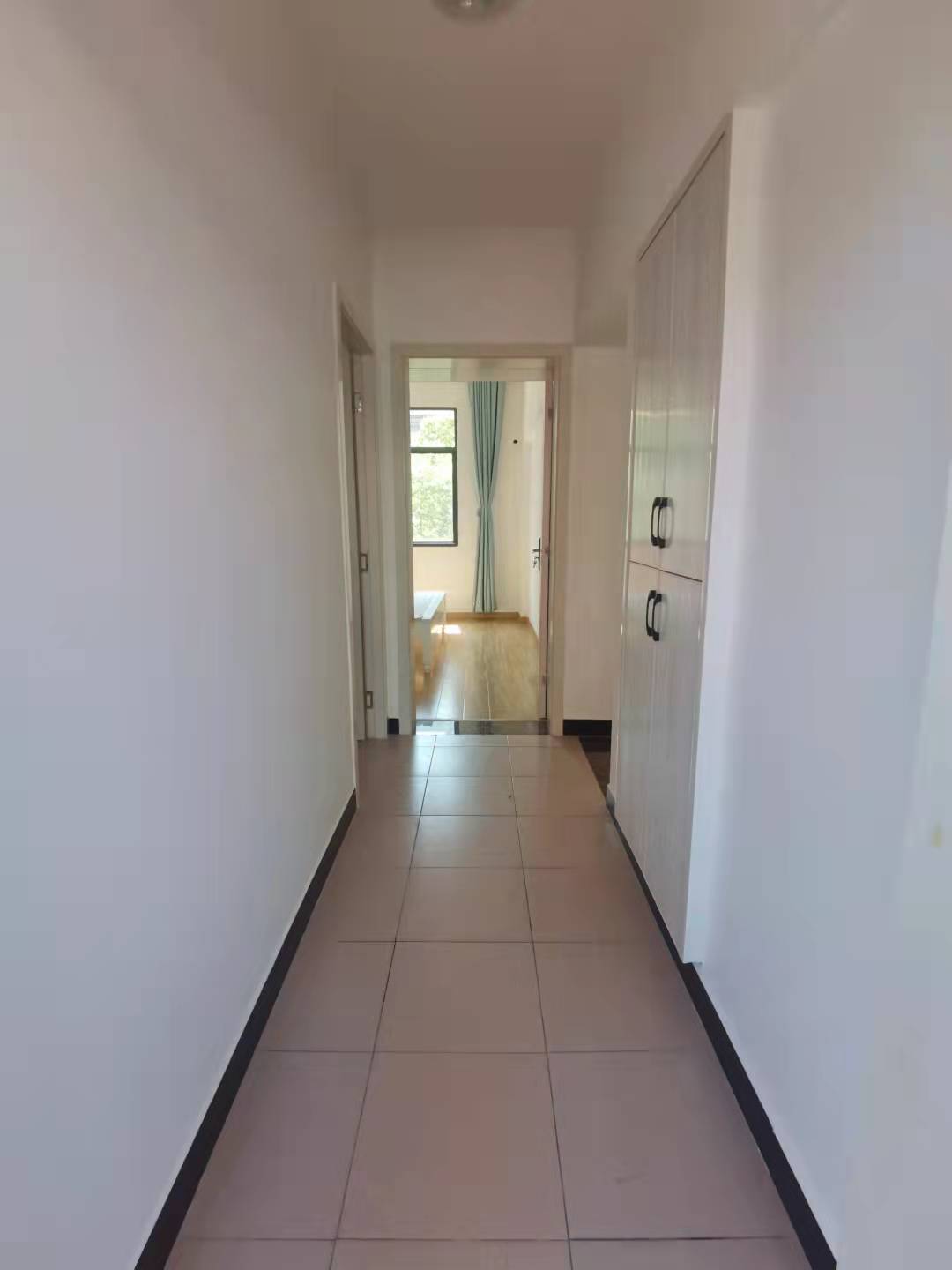 新华东路散盘 2室1厅1卫 28.80万 新华东路散盘 2室1厅1卫 28.80万客厅