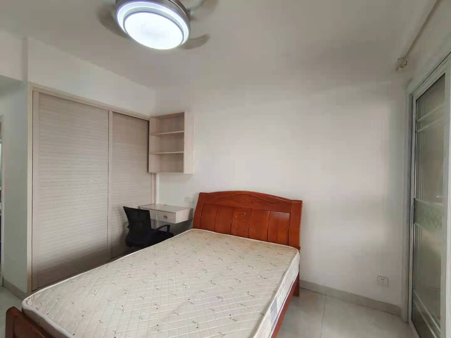 中建御山和苑 1室1厅1卫 30.8万 中建御山和苑 1室1厅1卫 30.8万客厅