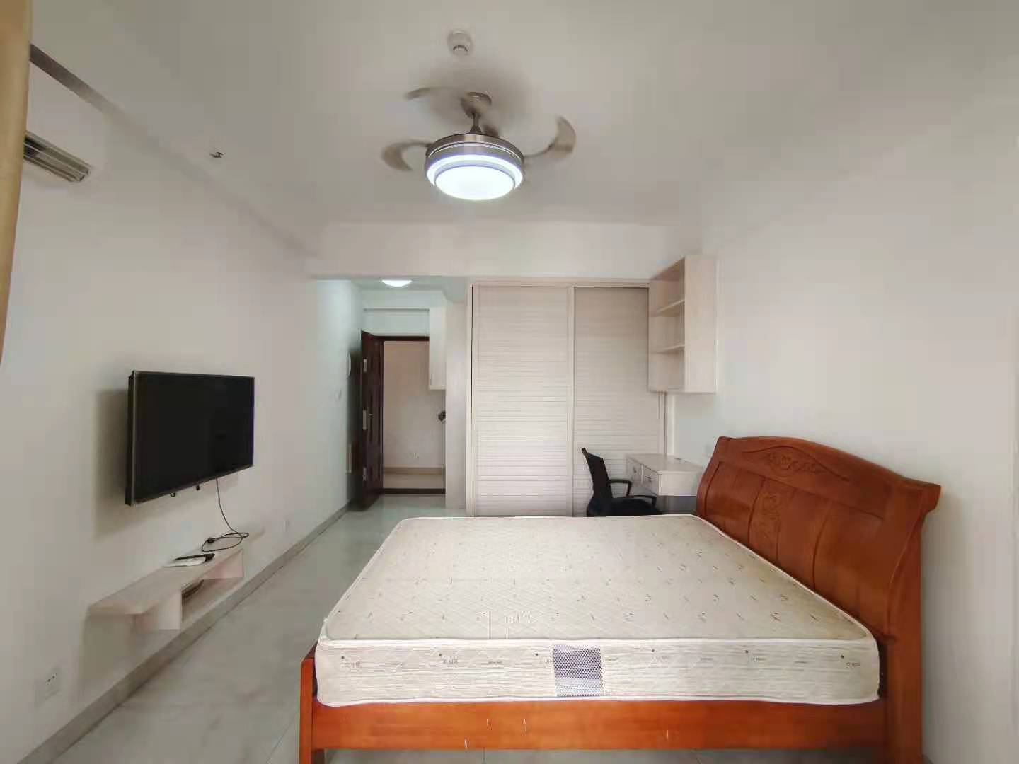 中建御山和苑 1室1厅1卫 30.8万 中建御山和苑 1室1厅1卫 30.8万客厅