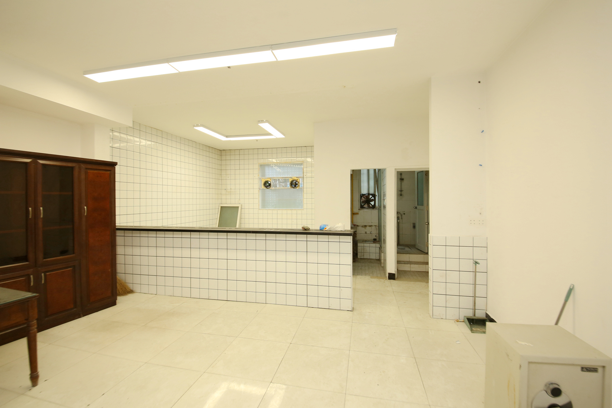 滨湖嘉园（湖滨小区）  2室1厅1卫   98.00万客厅