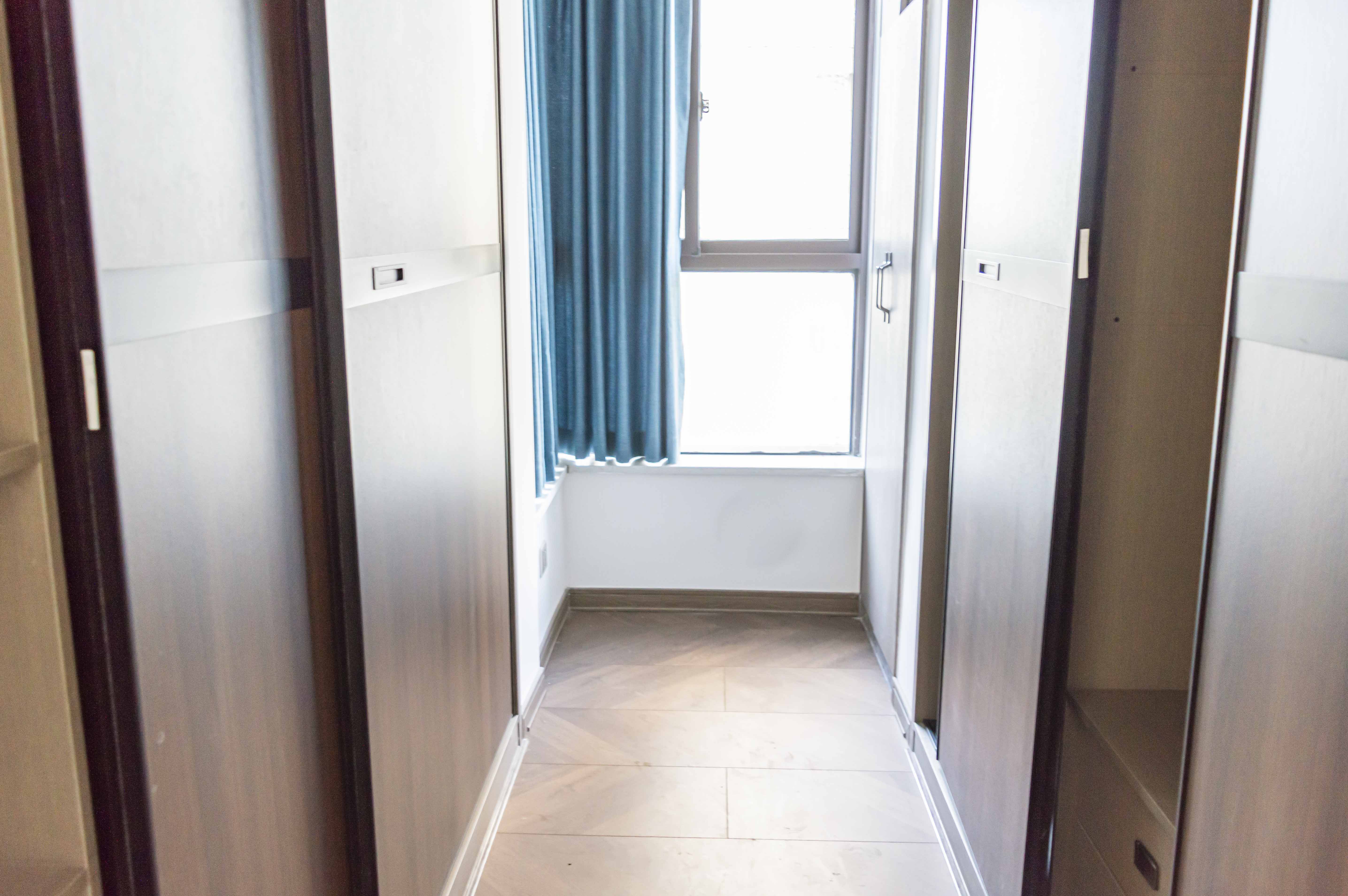 铂金汉宫  3室2厅1卫    85.8万 铂金汉宫  3室2厅1卫    85.8万客厅