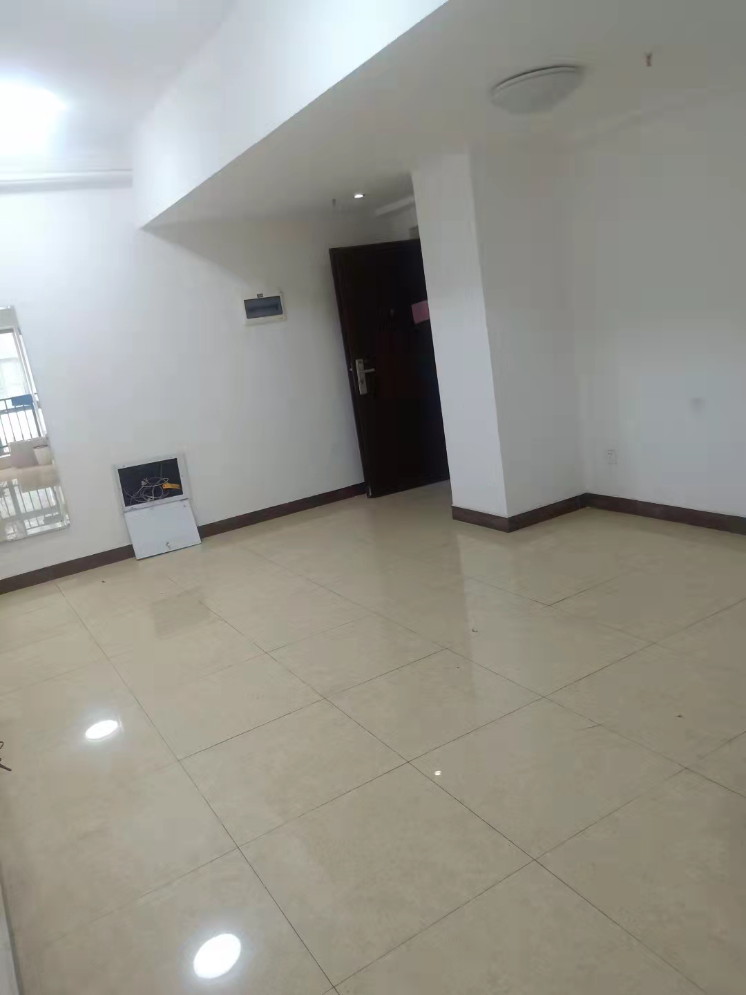 大汉希尔顿 2室2厅1卫 2200.0元/月 大汉希尔顿 2室2厅1卫 2200.0元/月室内图