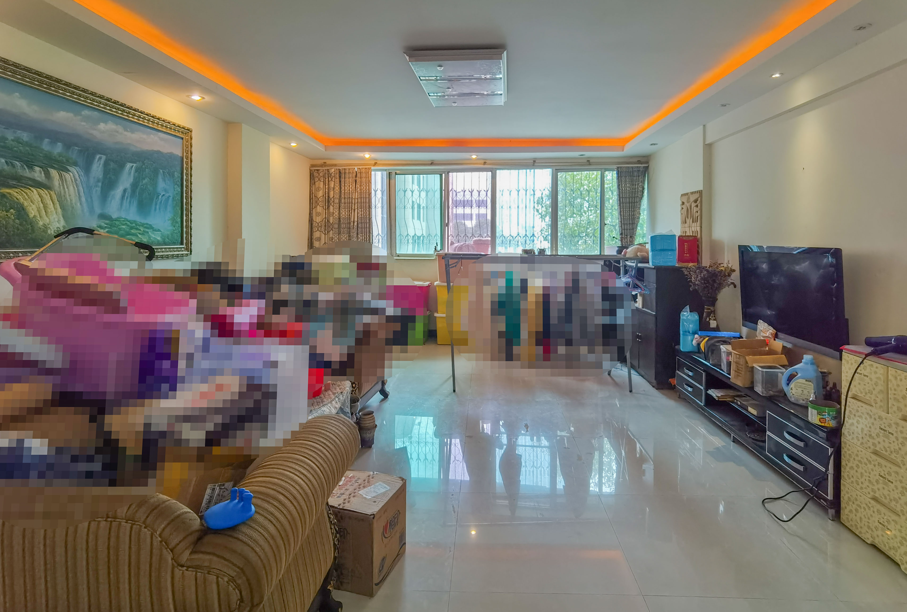 亚都花园 4室2厅2卫 69.8万 亚都花园 4室2厅2卫 69.8万客厅