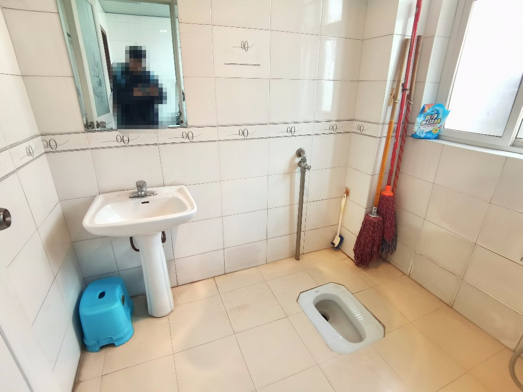 荷塘香榭 2室2厅1卫 40.8万 荷塘香榭 2室2厅1卫 40.8万客厅