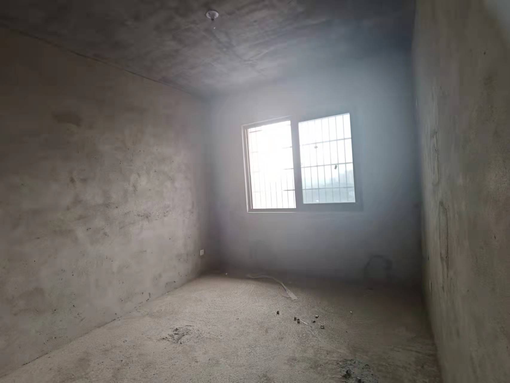 东湖公馆 3室2厅2卫 125.0万 东湖公馆 3室2厅2卫 125.0万客厅