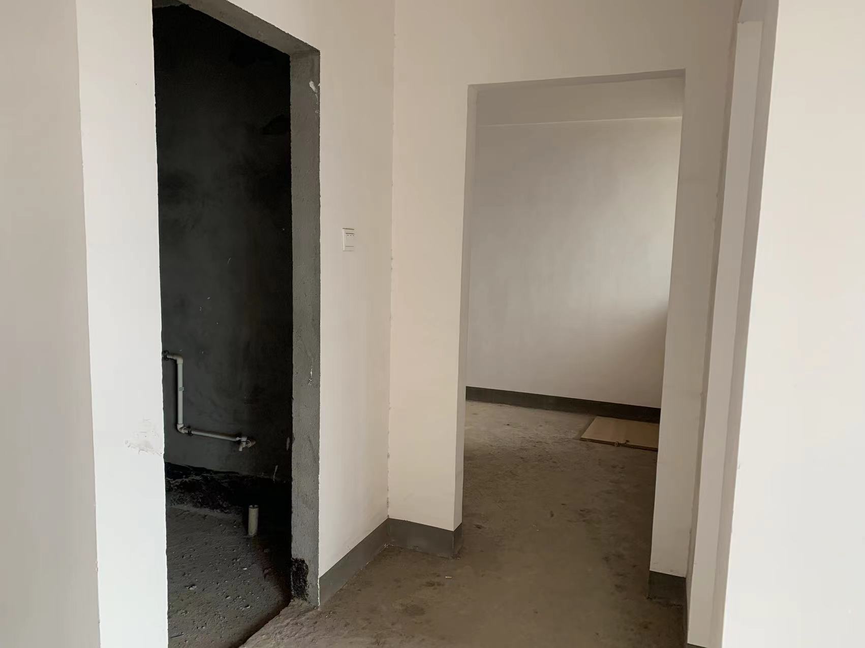 泰山公馆 2室2厅1卫 33.6万 泰山公馆 2室2厅1卫 33.6万客厅