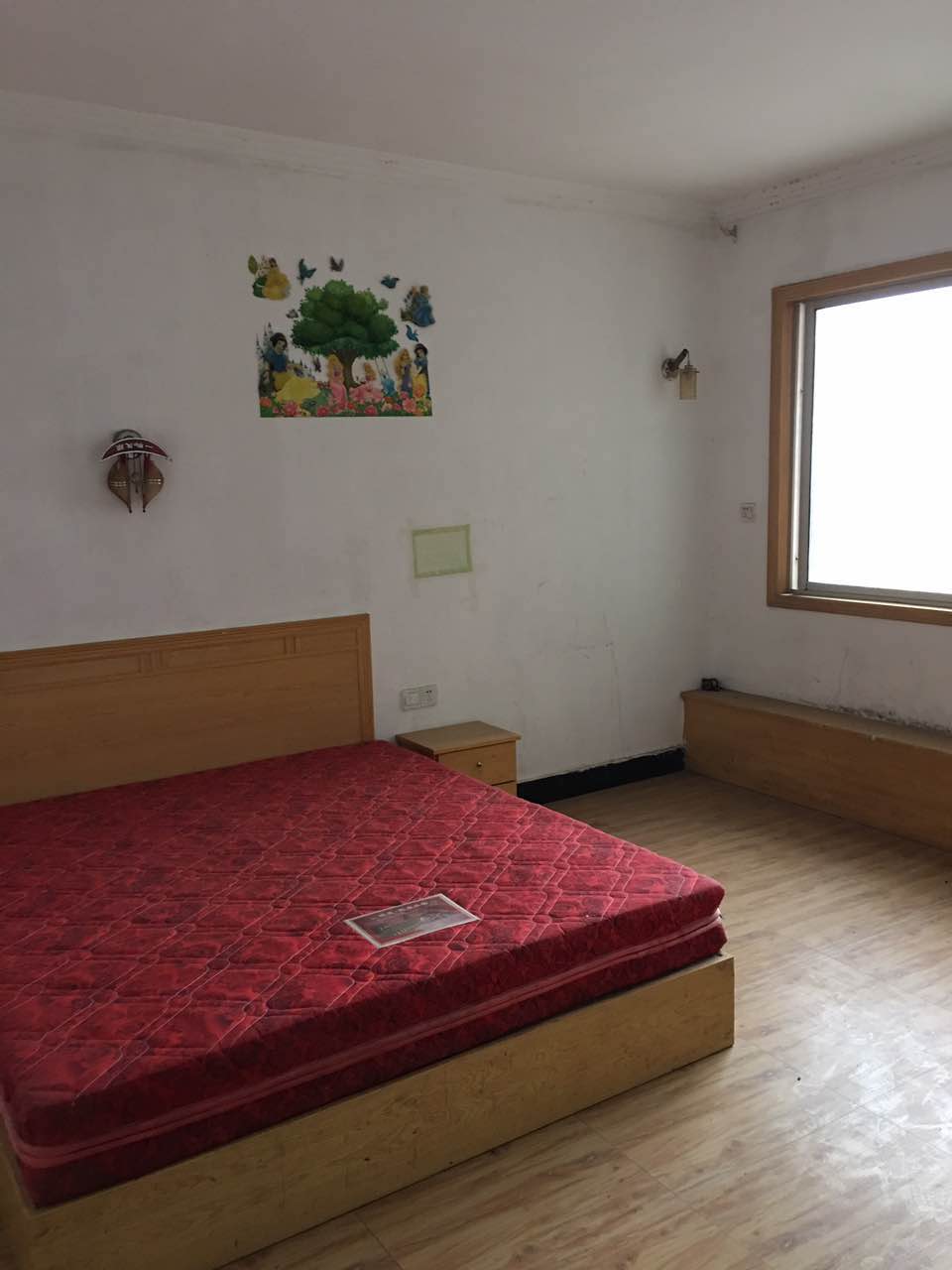 时代大厦  7室1厅7卫    58.8万 时代大厦  7室1厅7卫    58.8万卧室