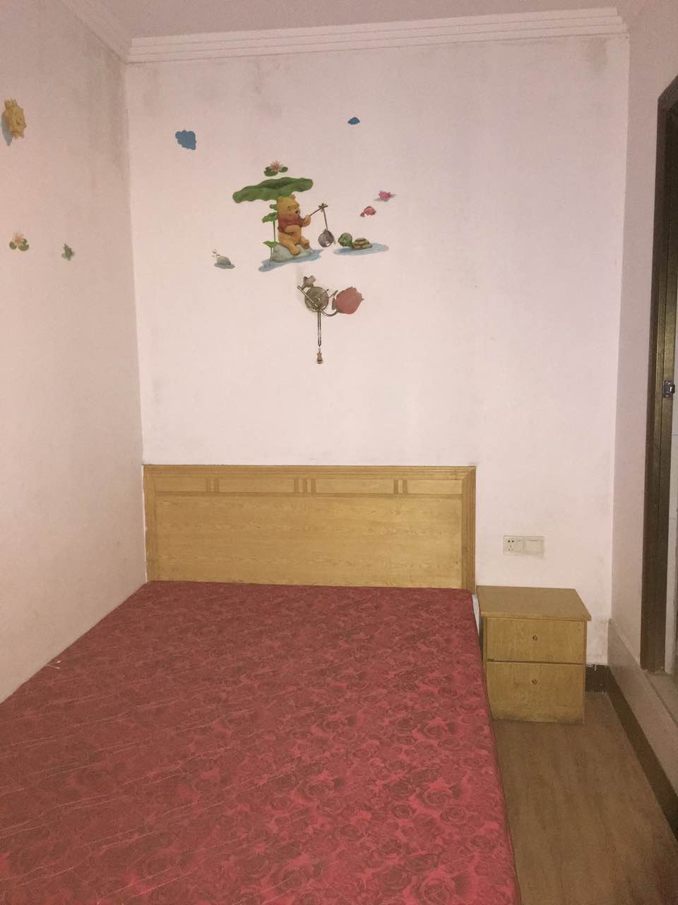 时代大厦  7室1厅7卫    58.8万 时代大厦  7室1厅7卫    58.8万卧室