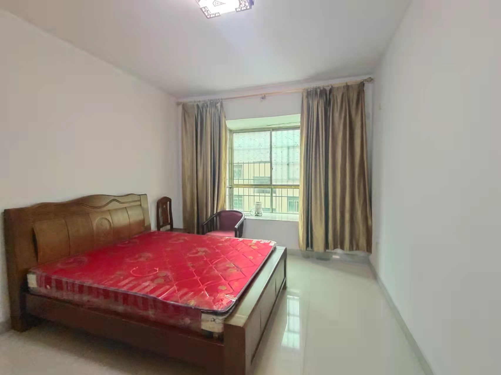 立新长湖安置区(水映豪廷安置房)  2室2厅1卫    1000.0元/月 立新长湖安置区(水映豪廷安置房)  2室2厅1卫    1000.0元/月