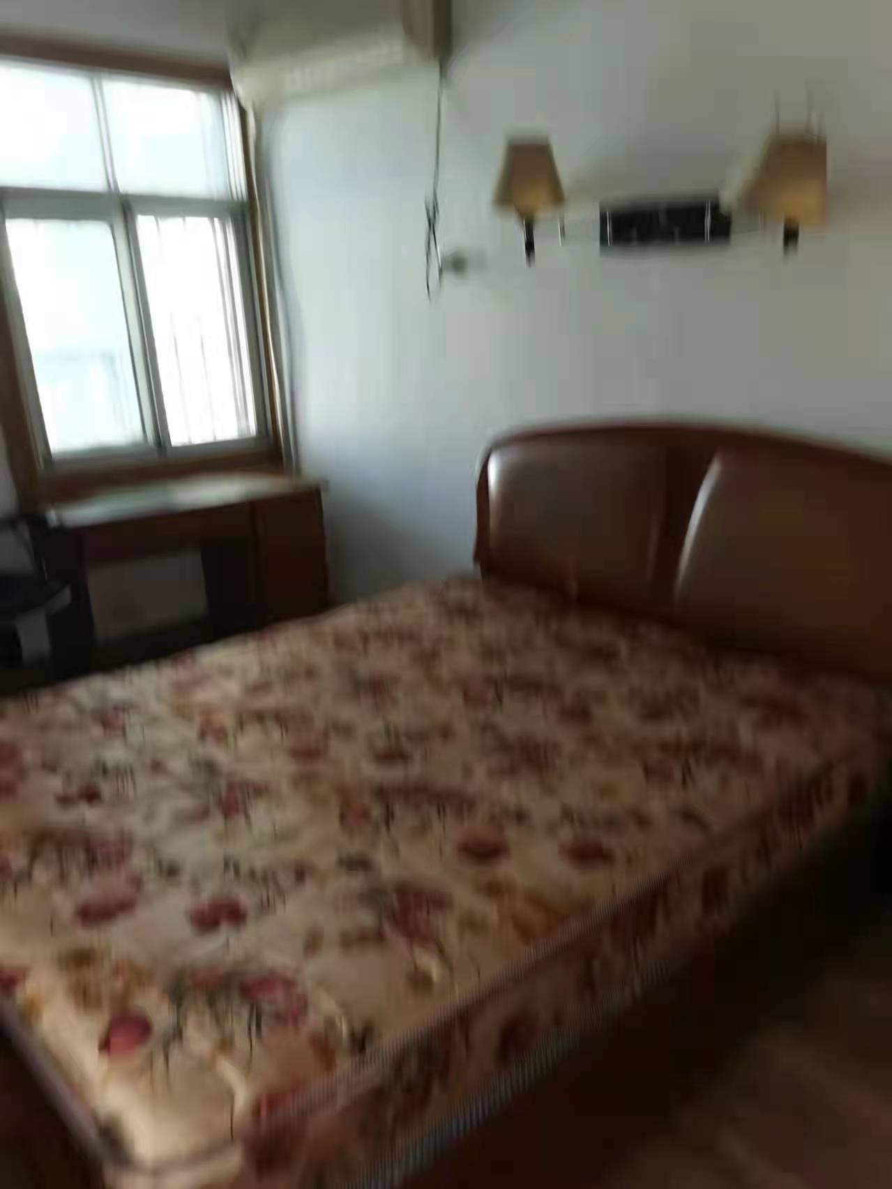 君临新世界  1室1厅1卫    1500.0元/月 君临新世界  1室1厅1卫    1500.0元/月户型图