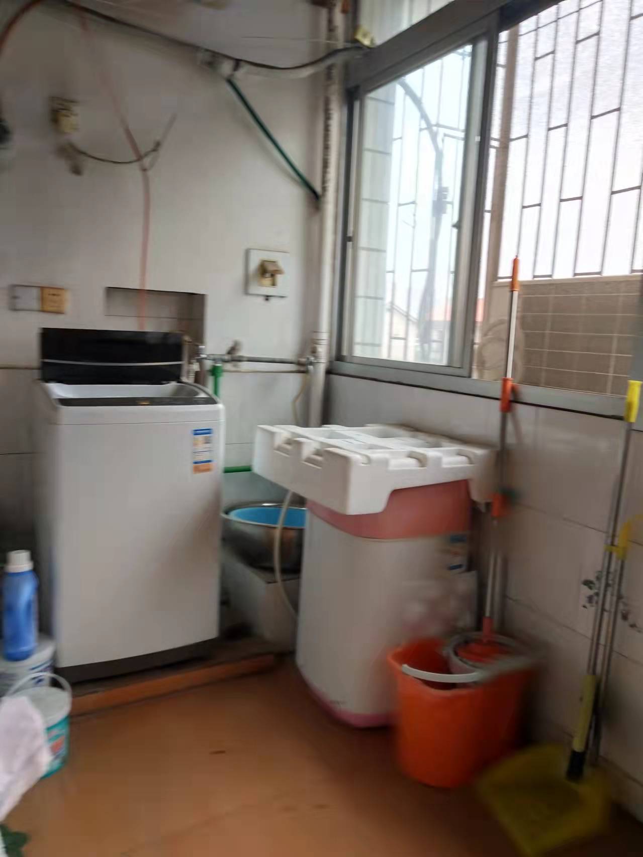 电力局家属楼 3室2厅2卫 79.8万 电力局家属楼 3室2厅2卫 79.8万其他