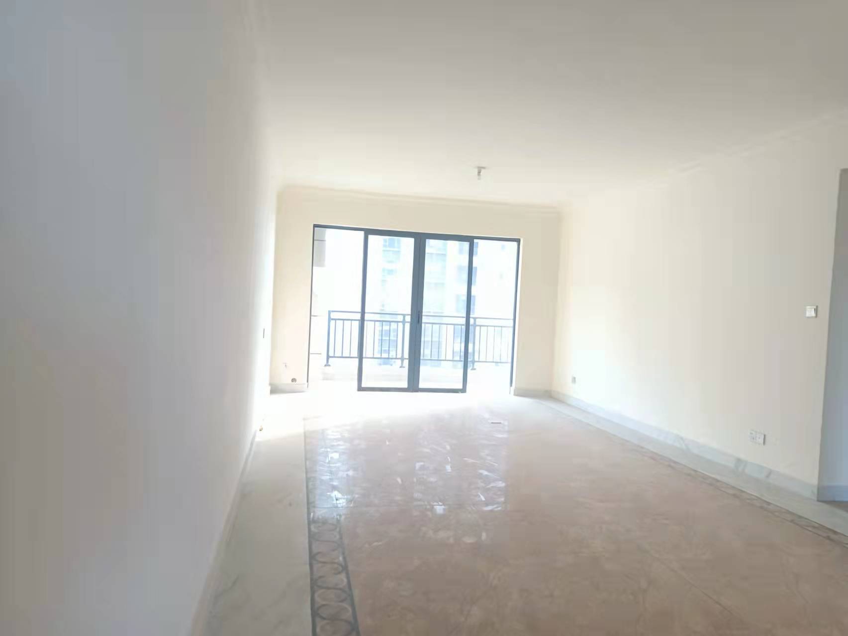 碧桂园梓山府 4室2厅2卫 2800.0元/月 碧桂园梓山府 4室2厅2卫 2800.0元/月室内图