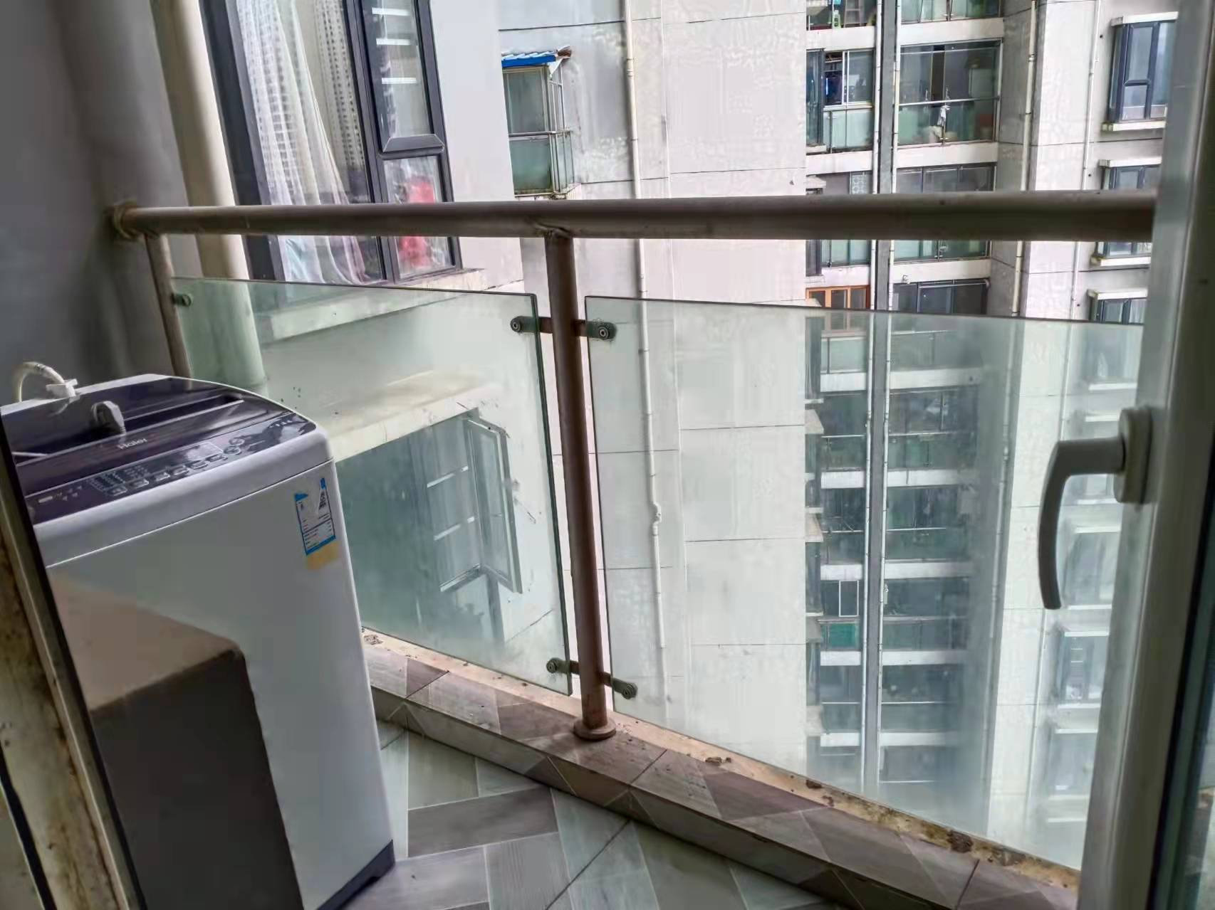 远大生态一期  3室2厅1卫   2500.00元/月室内图