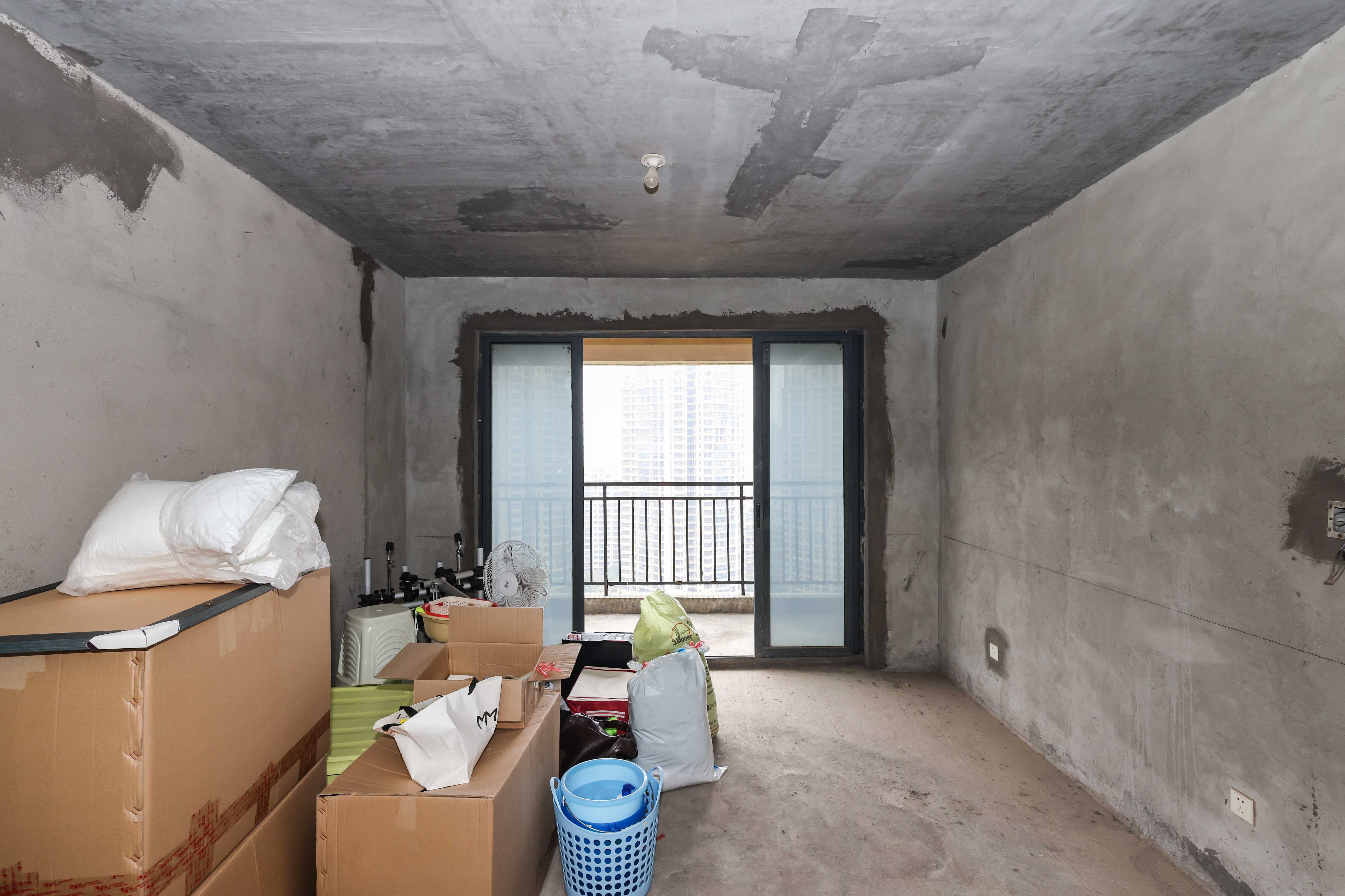 保利麓谷林语B区  3室2厅1卫    167.98万