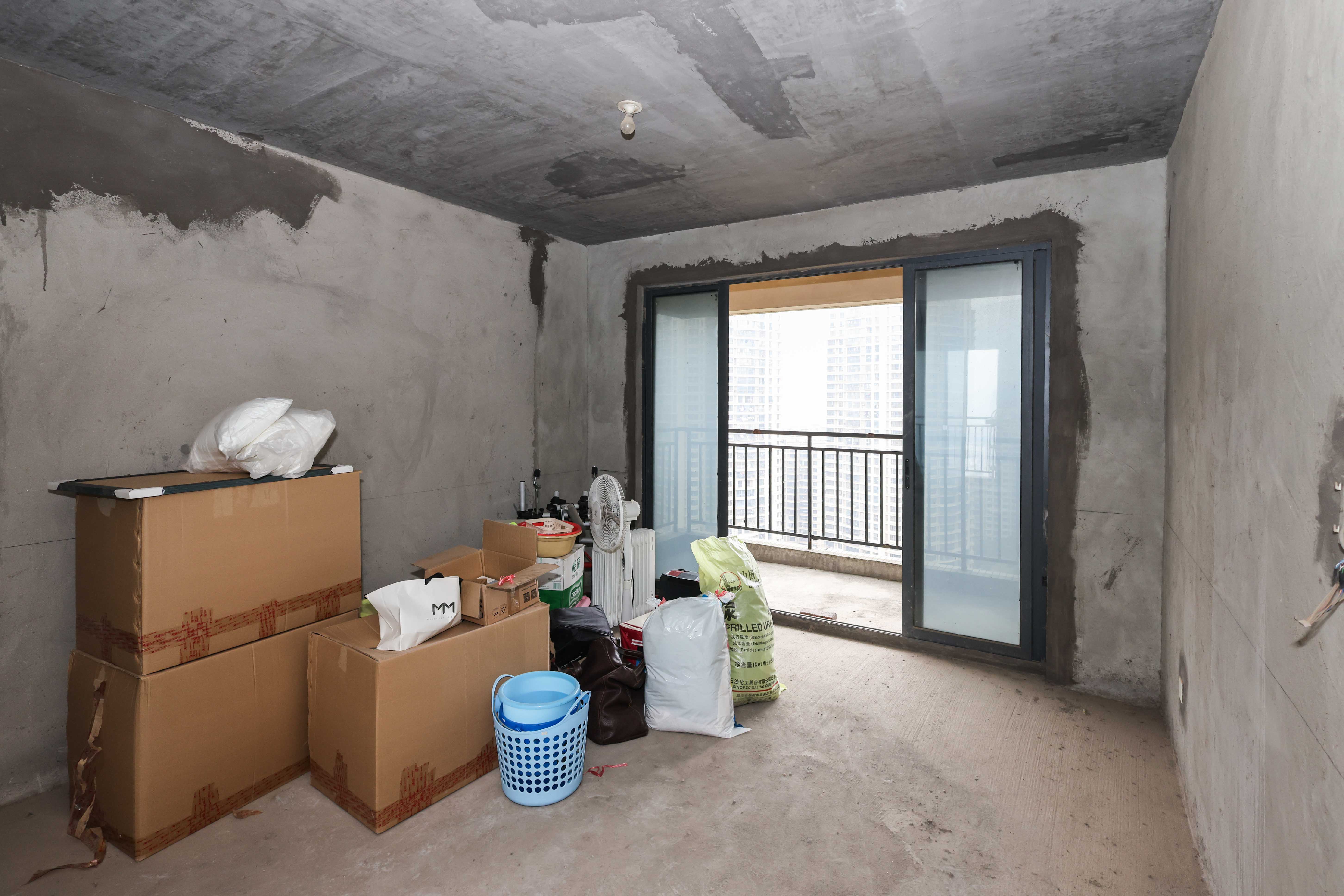 保利麓谷林语B区  3室2厅1卫    167.98万客厅