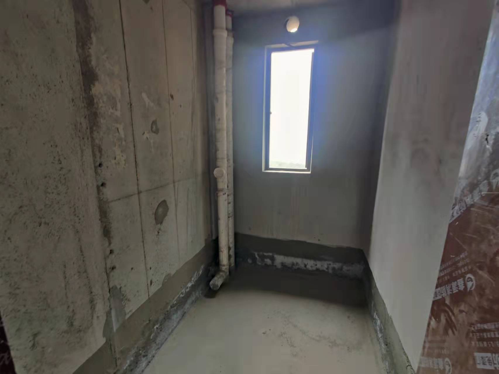 翡翠公园(北大资源) 5室2厅2卫 120.0万 翡翠公园(北大资源) 5室2厅2卫 120.0万客厅