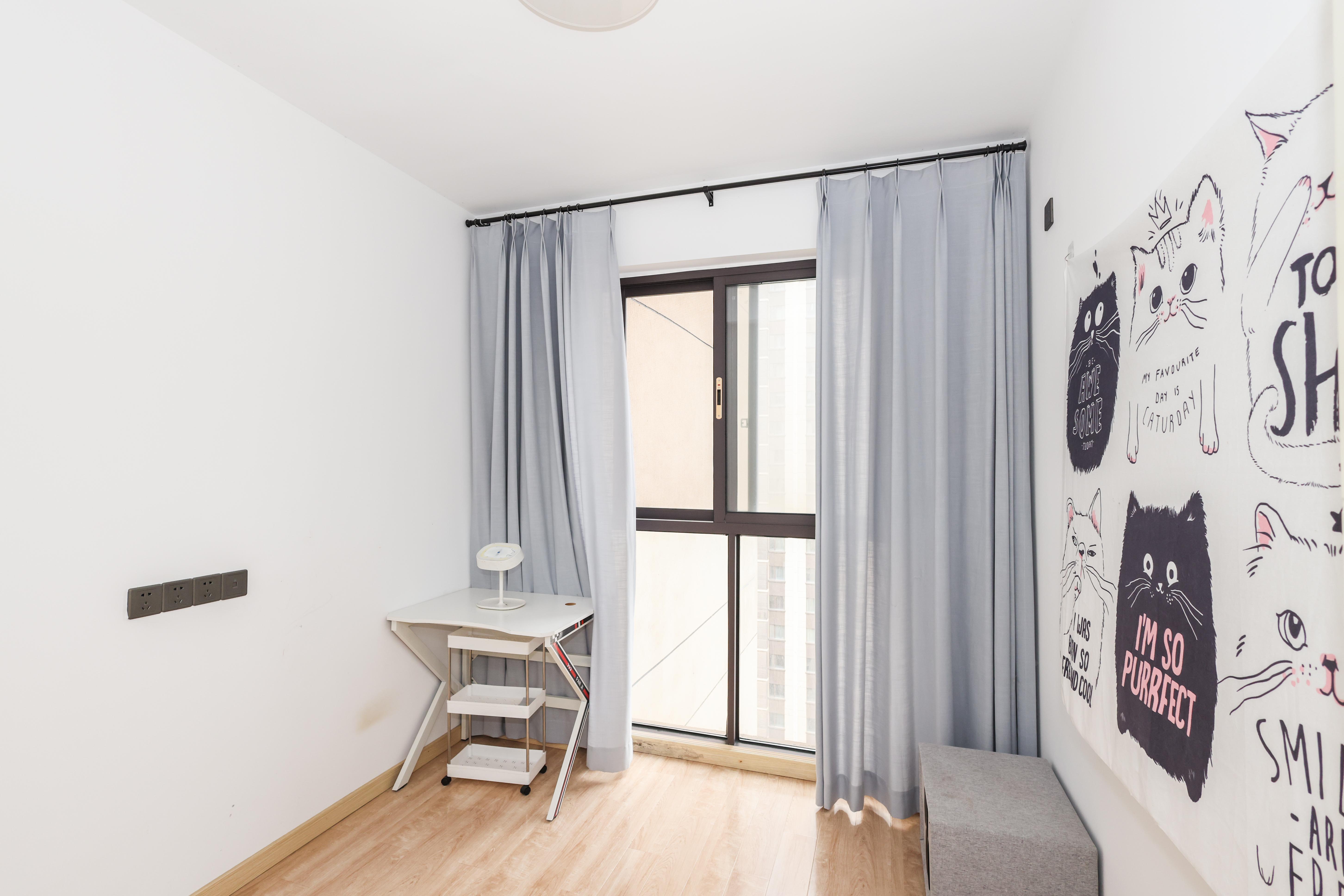 梅溪鑫苑名家  3室2厅2卫    168.0万卧室