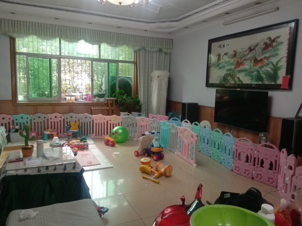 小桥门面楼  3室2厅1卫    53.8万 小桥门面楼  3室2厅1卫    53.8万