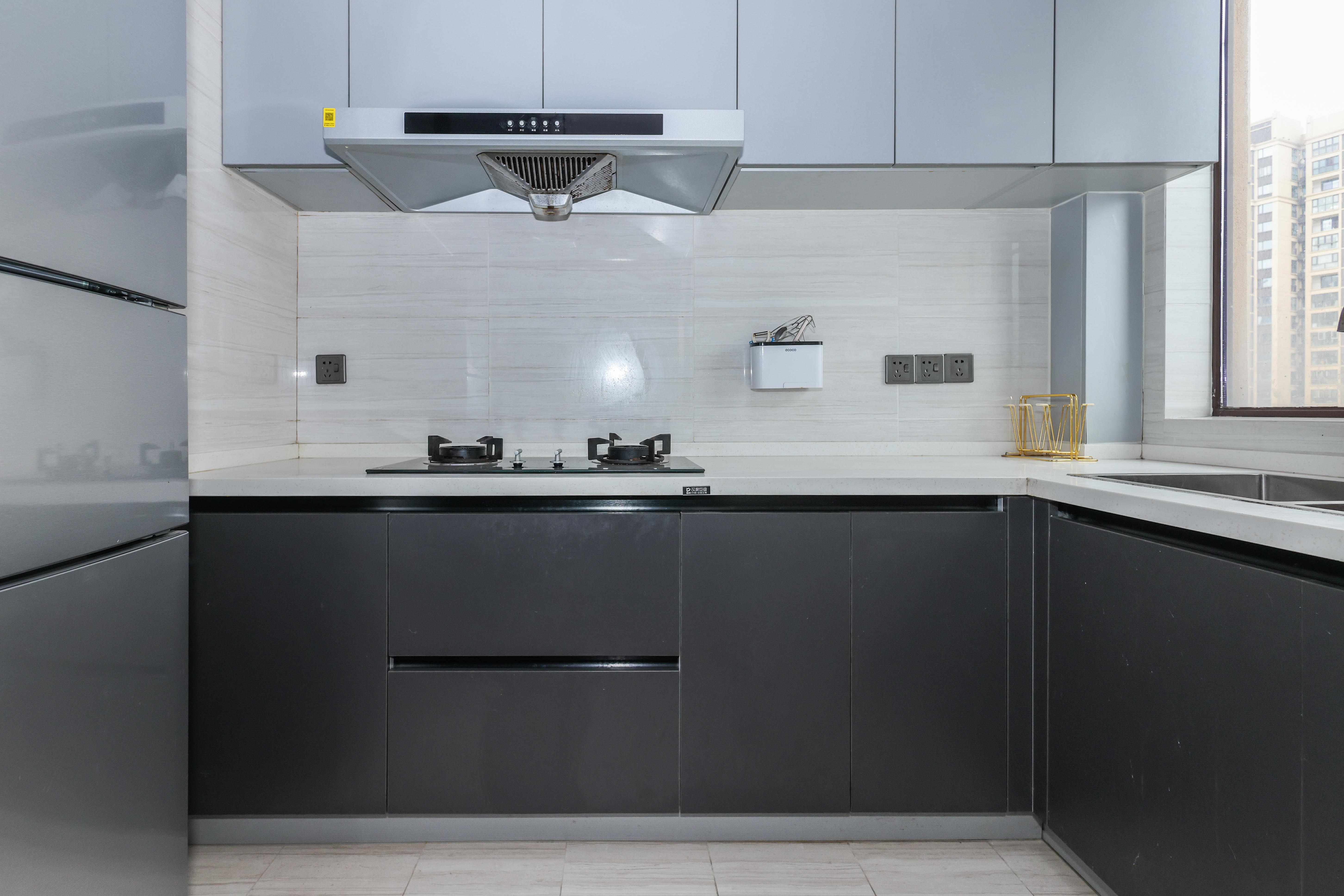 梅溪鑫苑名家  3室2厅2卫    168.0万厨房