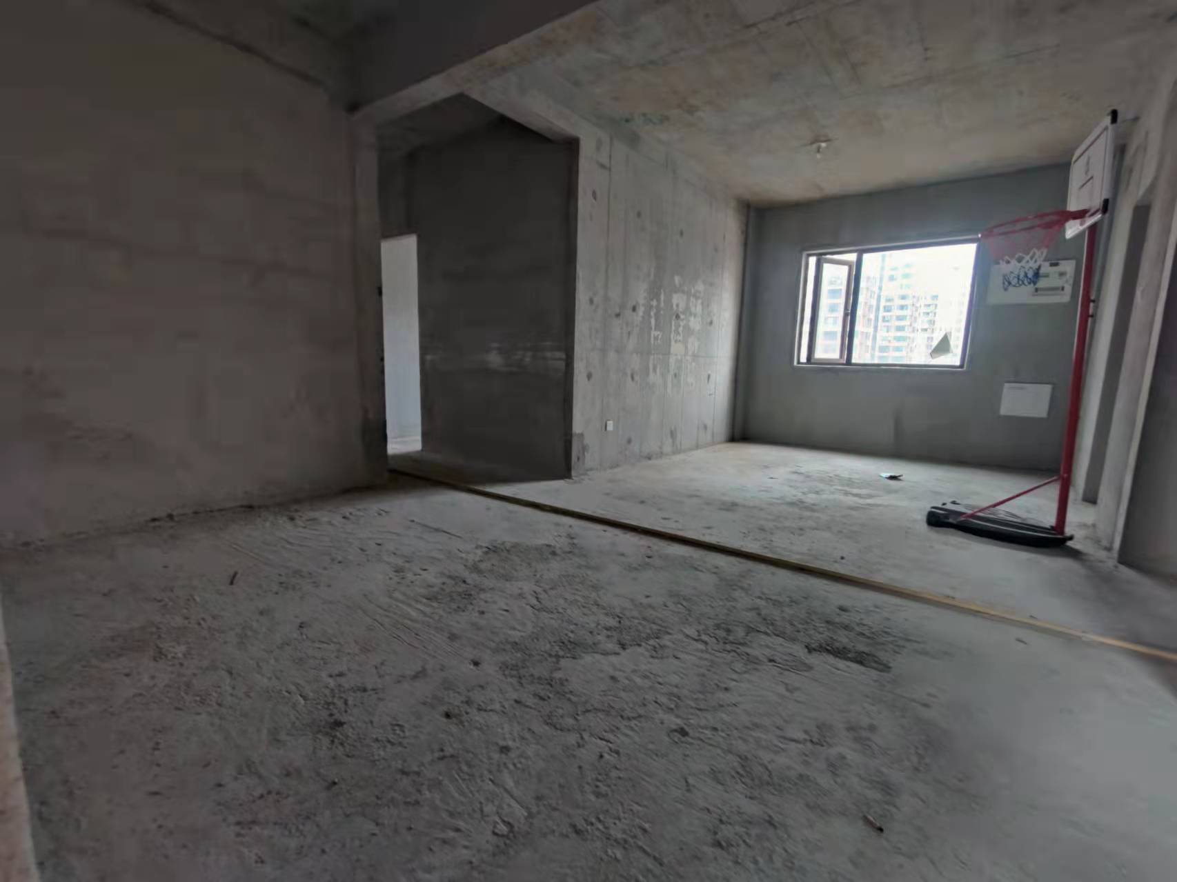 翡翠公园(北大资源) 5室2厅2卫 120.0万 翡翠公园(北大资源) 5室2厅2卫 120.0万客厅