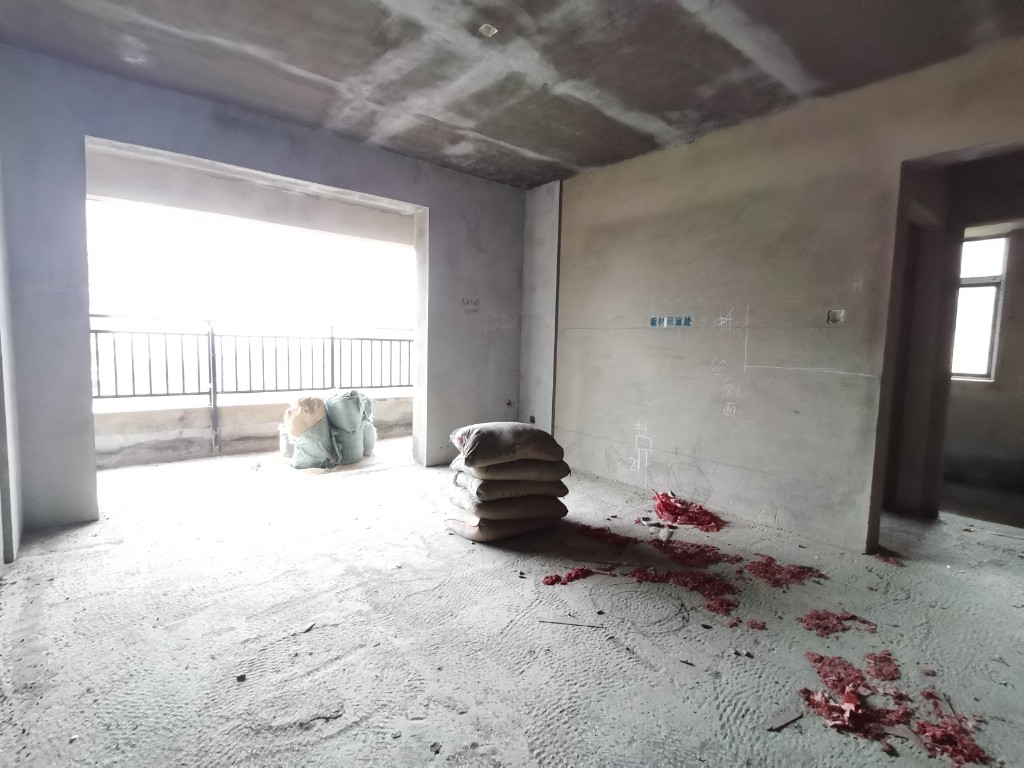 时代新城(翰林府) 3室2厅2卫 60.0万 时代新城(翰林府) 3室2厅2卫 60.0万客厅