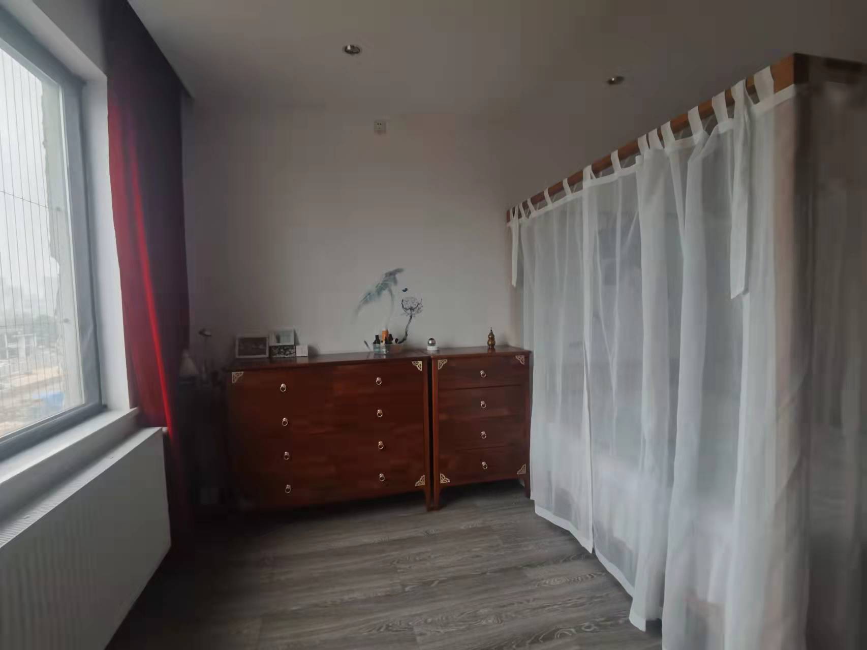 亚都花园 0室0厅0卫 110.0万 亚都花园 0室0厅0卫 110.0万客厅