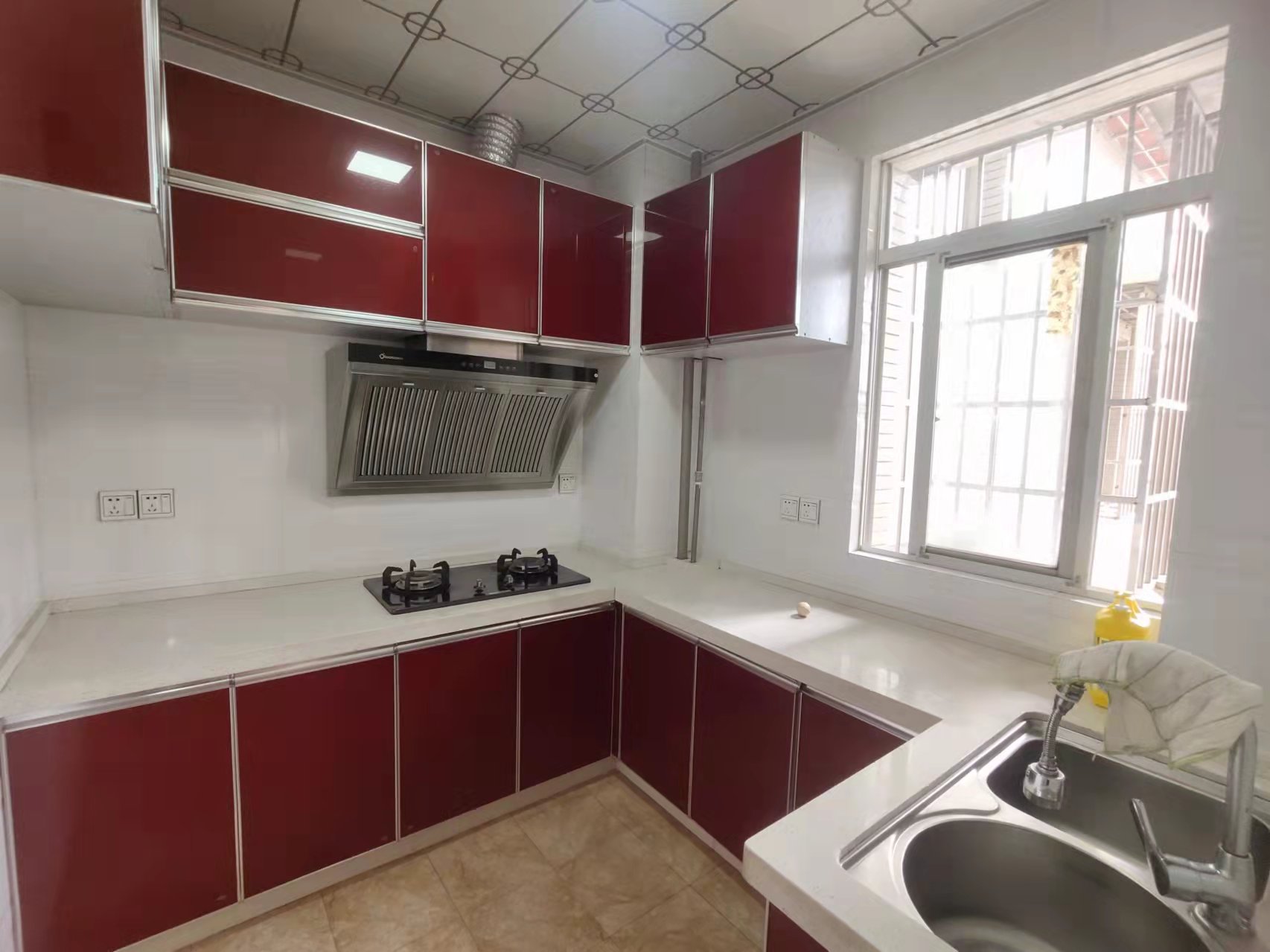 畅园小区 4室2厅2卫 85.0万 畅园小区 4室2厅2卫 85.0万客厅