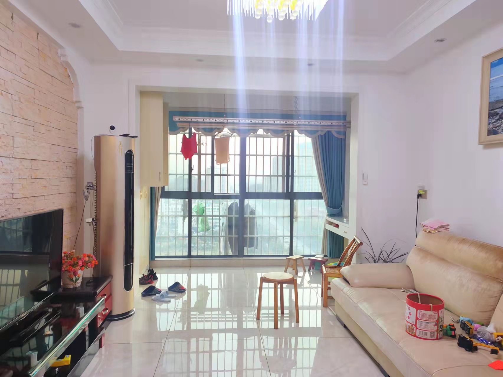 康城上品 2室2厅1卫 52.8万 康城上品 2室2厅1卫 52.8万客厅