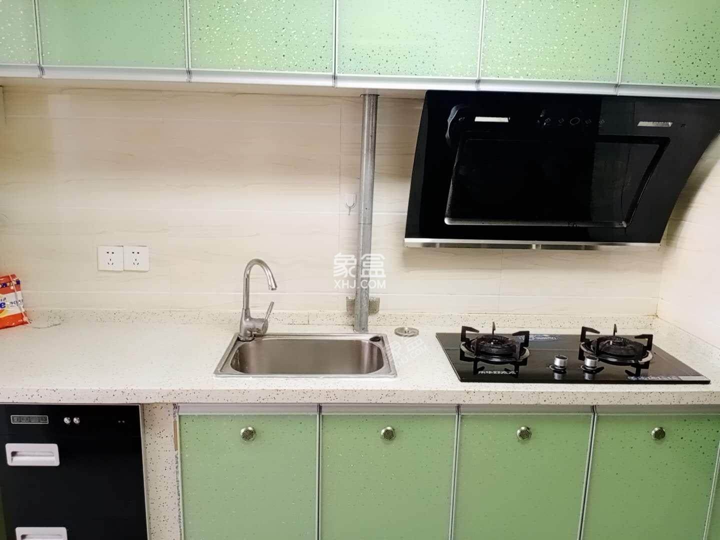 云顶上品 2室1厅2卫 1600.0元/月 云顶上品 2室1厅2卫 1600.0元/月室内图