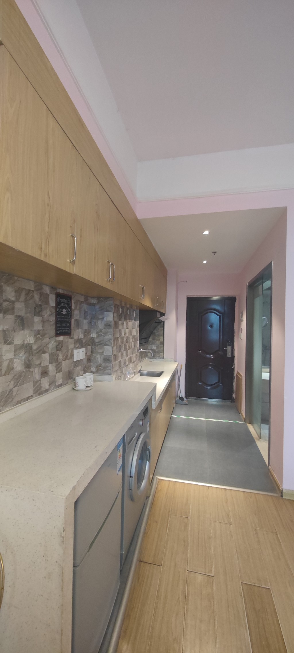 和平路行政公馆  1室1厅1卫    1450.0元/月 和平路行政公馆  1室1厅1卫    1450.0元/月室内图