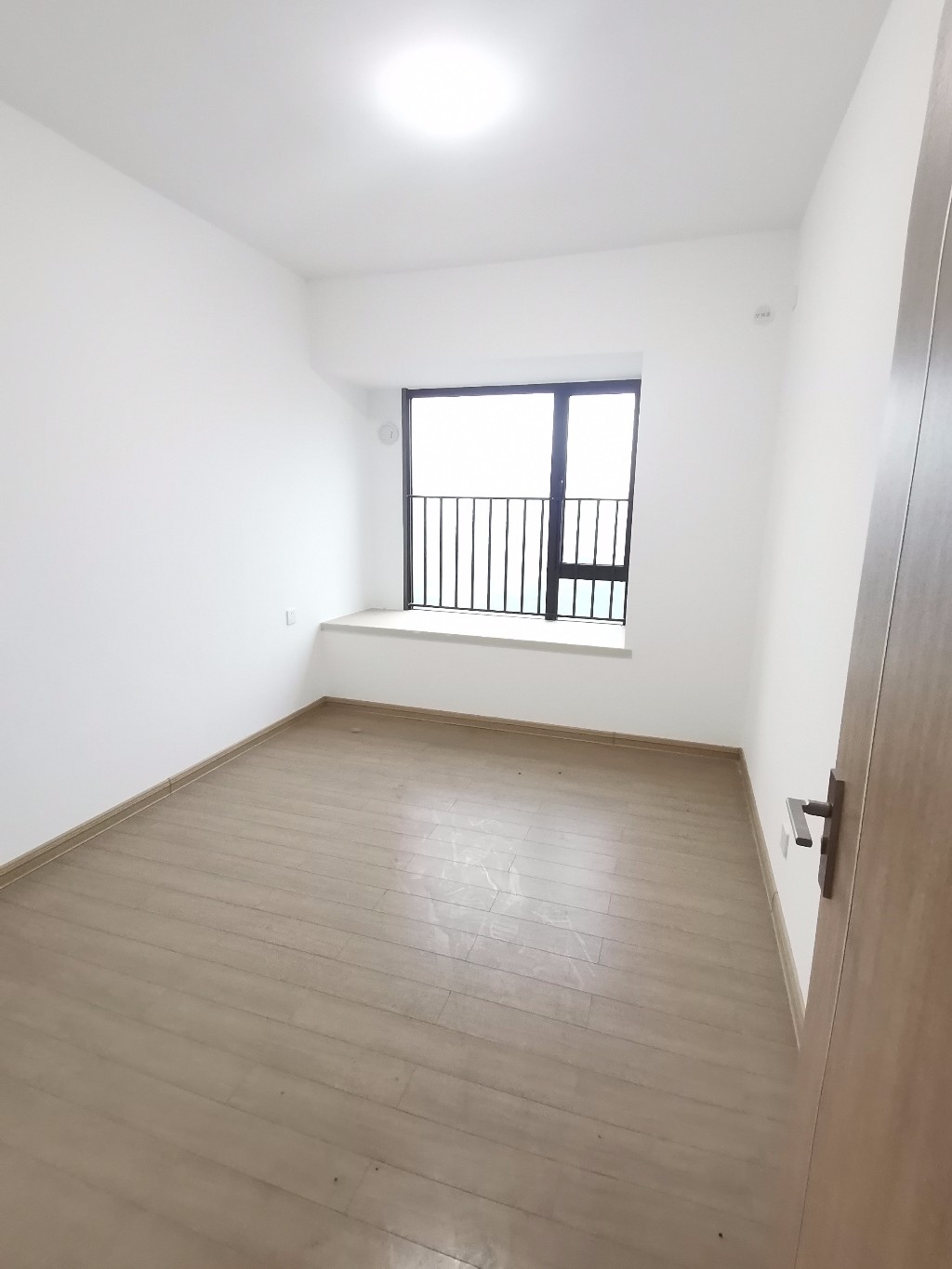 蓝溪谷 4室2厅2卫 120.0万 蓝溪谷 4室2厅2卫 120.0万客厅