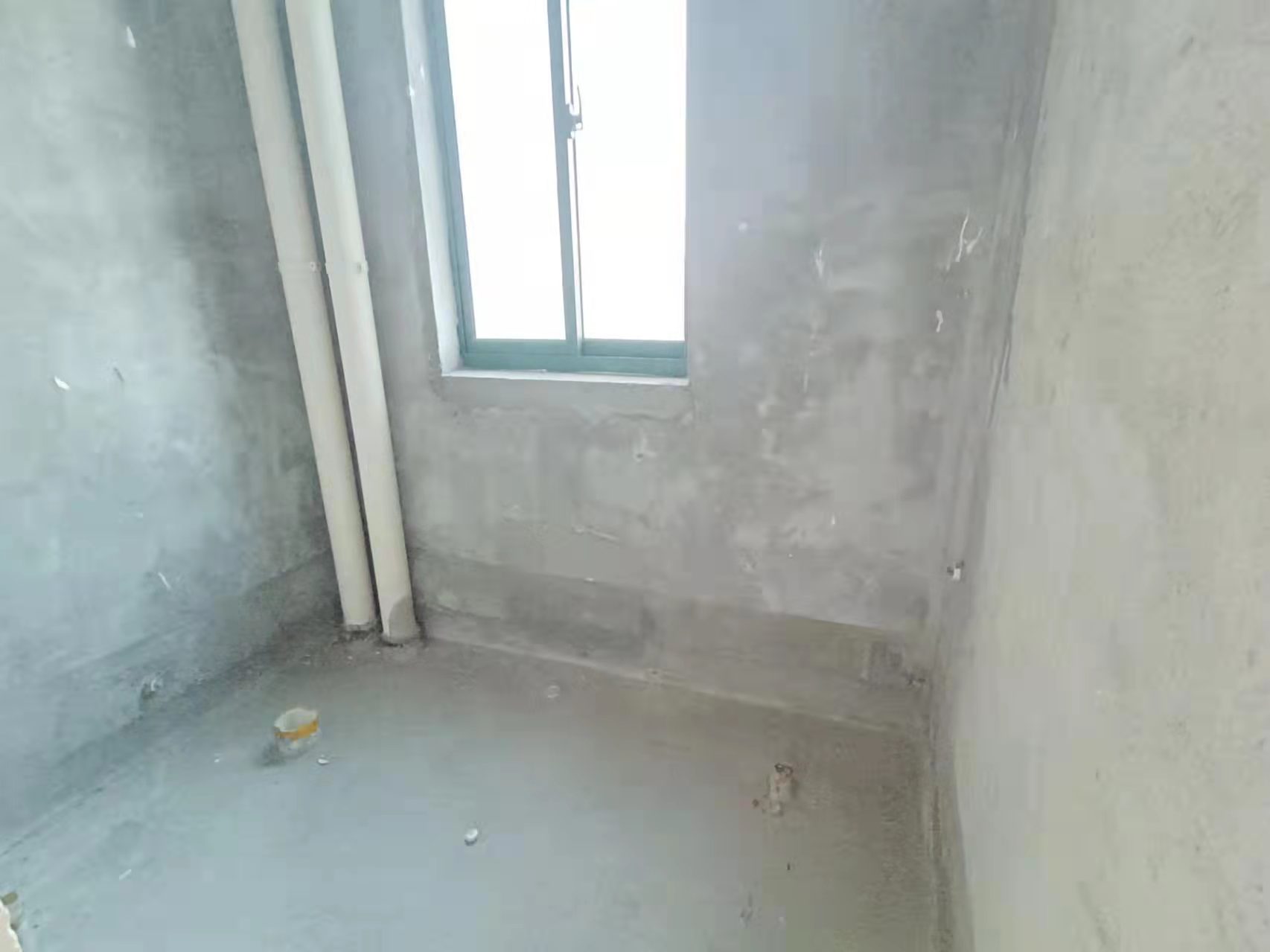 经世皇城 5室2厅3卫 145.0万 经世皇城 5室2厅3卫 145.0万客厅