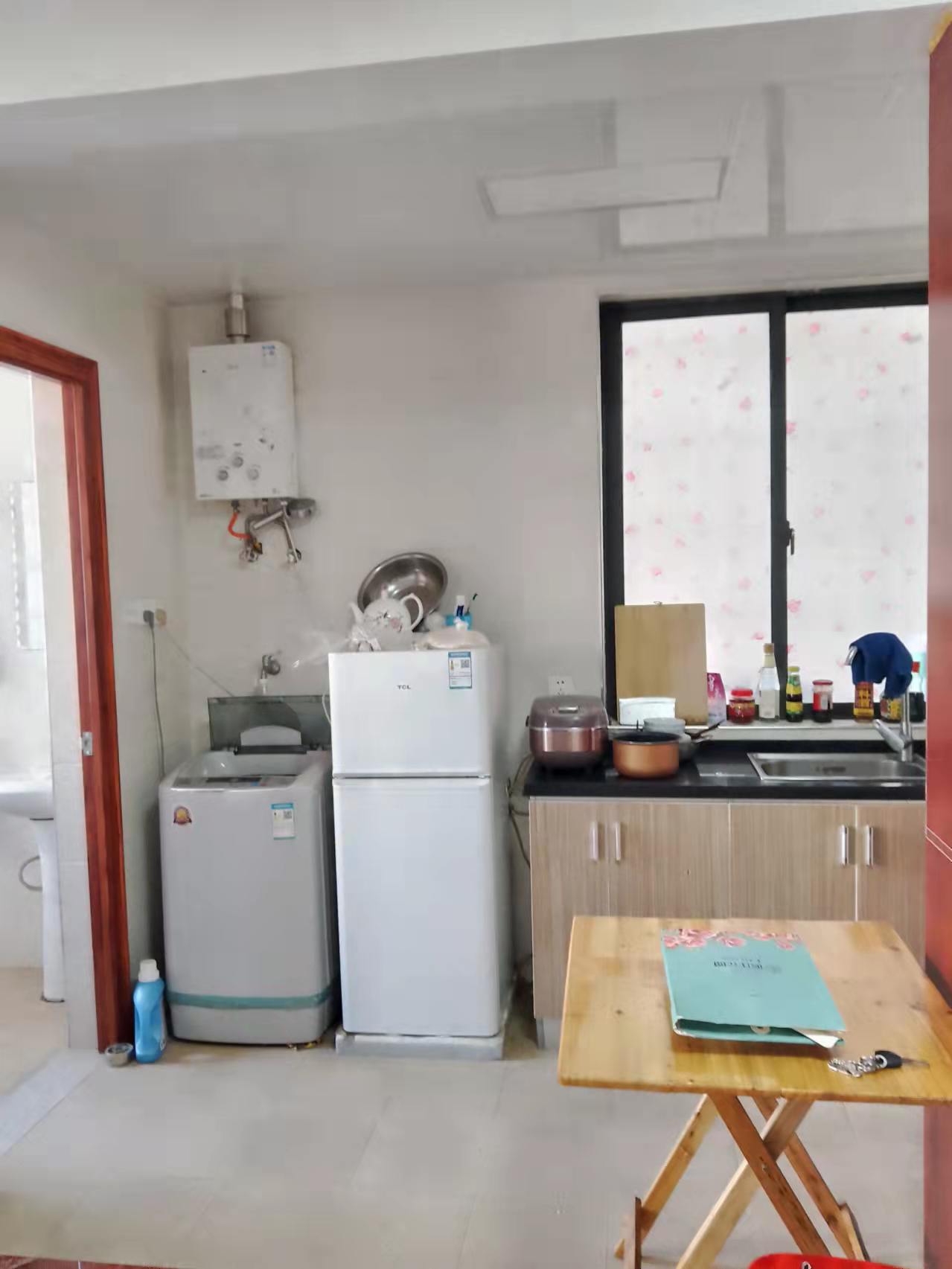 滨江花园 1室1厅1卫 950.0元/月 滨江花园 1室1厅1卫 950.0元/月室内图