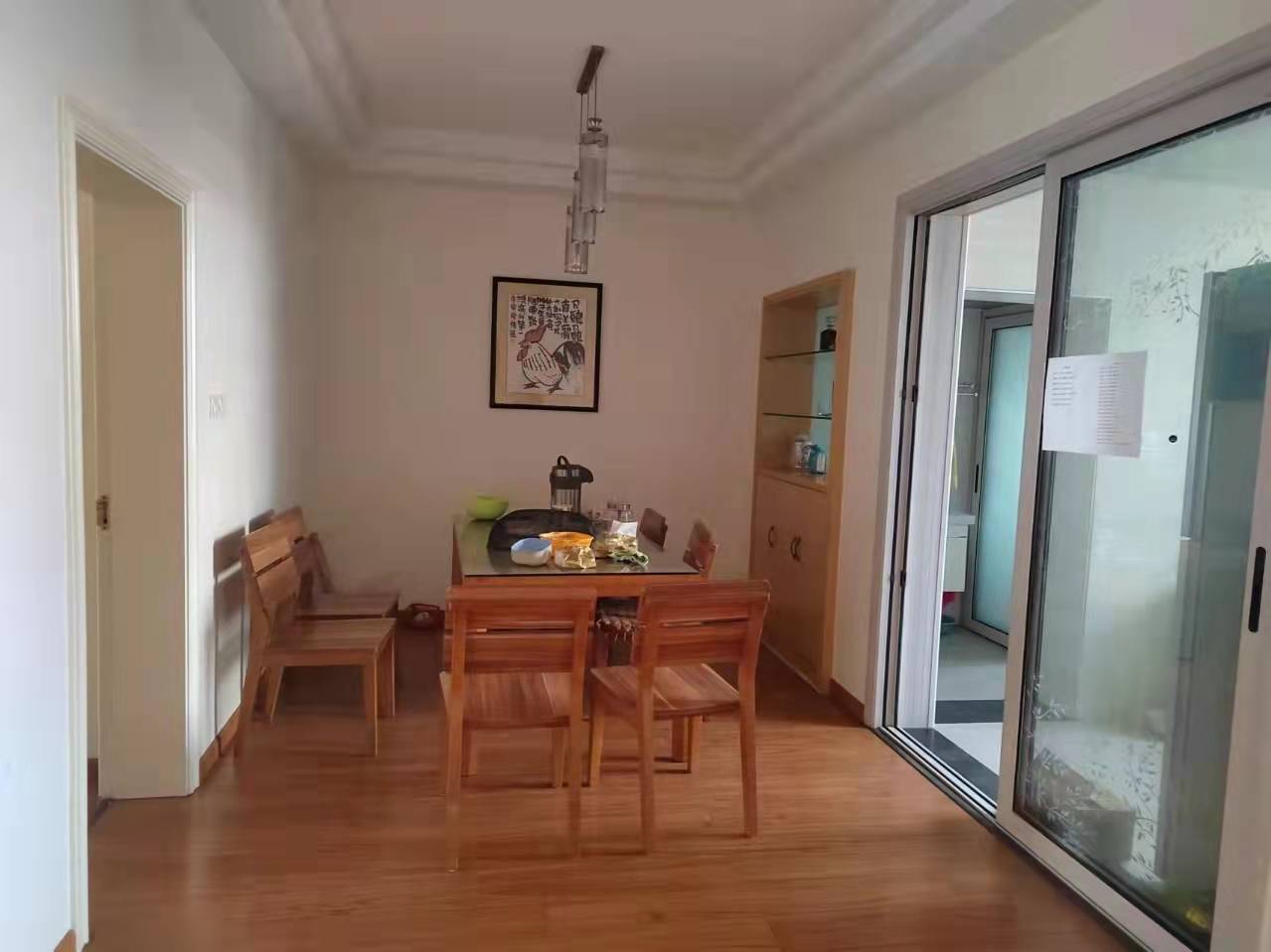 仁和小区 4室2厅1卫 59.8万 仁和小区 4室2厅1卫 59.8万客厅