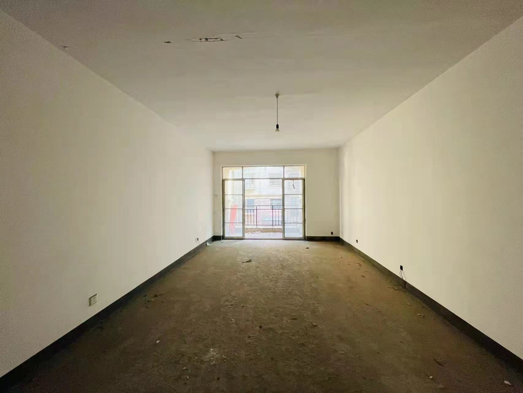 碧玉花园 3室2厅1卫 75.0万 碧玉花园 3室2厅1卫 75.0万客厅